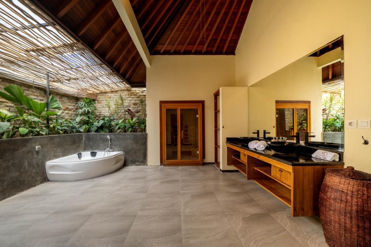 5 Bedroom Villa Sultan Luxury Entertainment And Relaxation Seminyak  Exterior photo