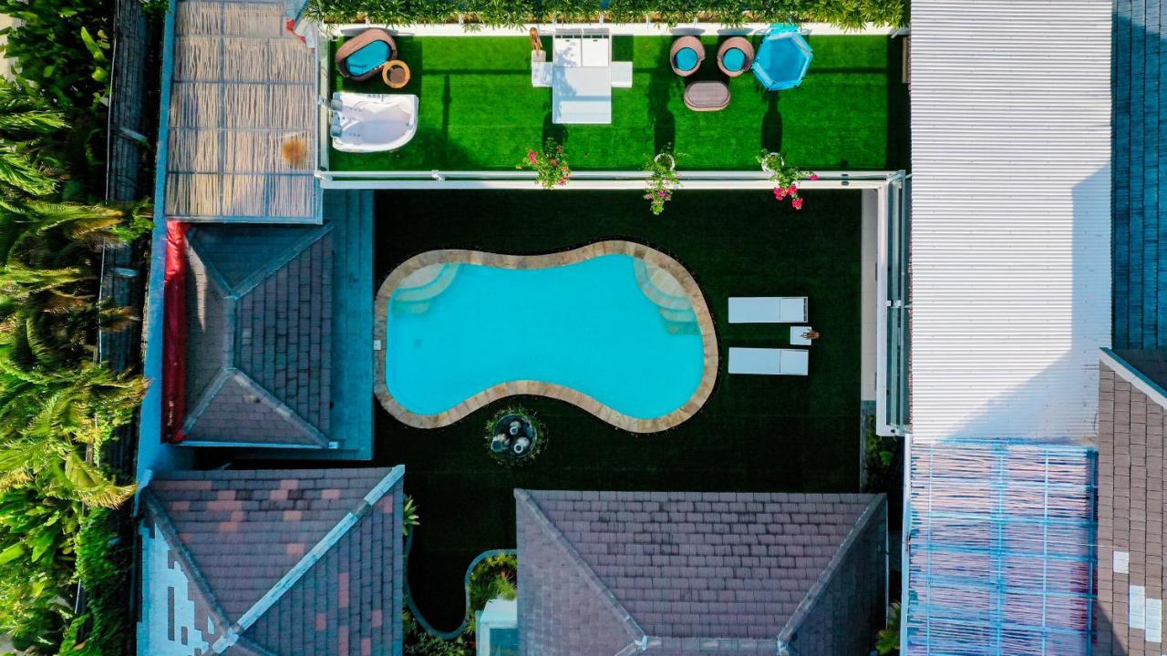 5 Bedroom Villa Sultan Luxury Entertainment And Relaxation Seminyak  Exterior photo