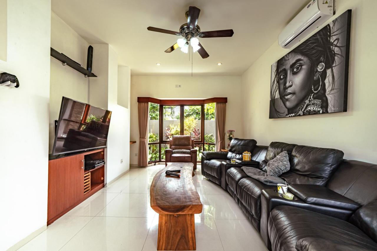 5 Bedroom Villa Sultan Luxury Entertainment And Relaxation Seminyak  Exterior photo