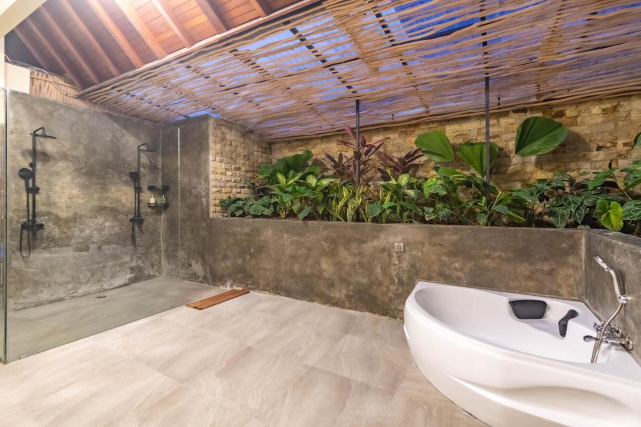 5 Bedroom Villa Sultan Luxury Entertainment And Relaxation Seminyak  Exterior photo